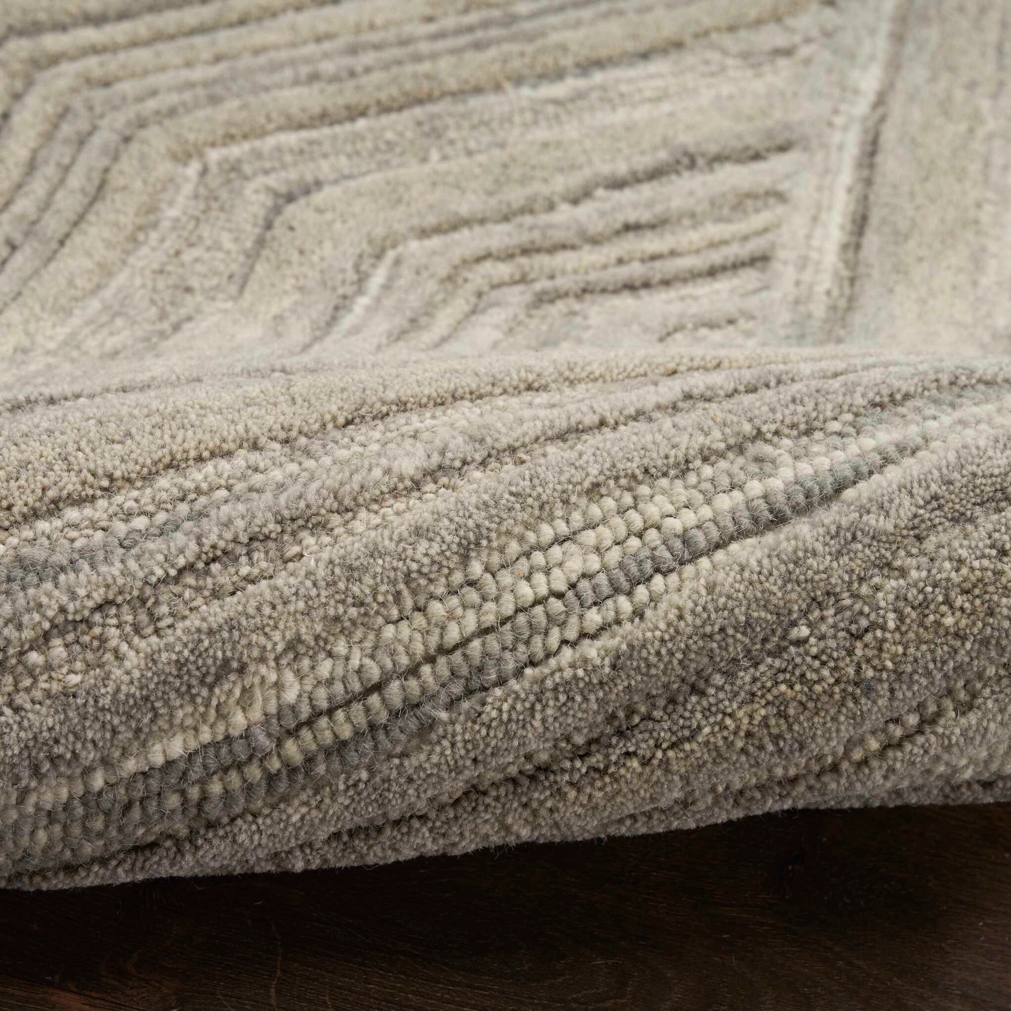 Graceful Patterned Rug