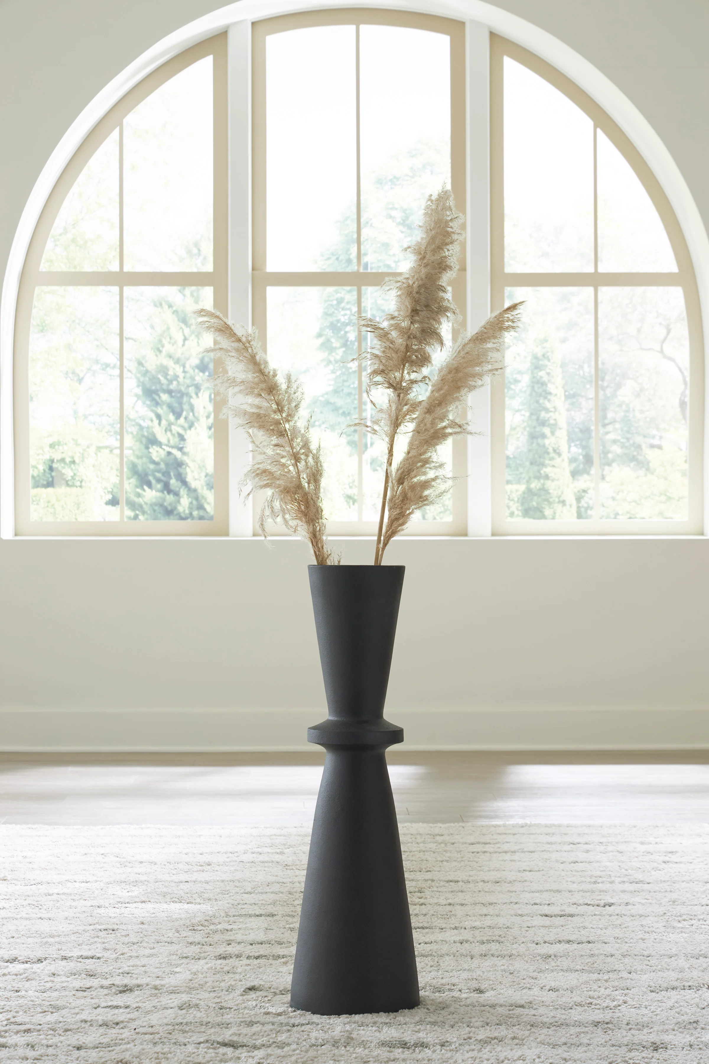 1234-collisten-vase-2.webp Collisten Vase