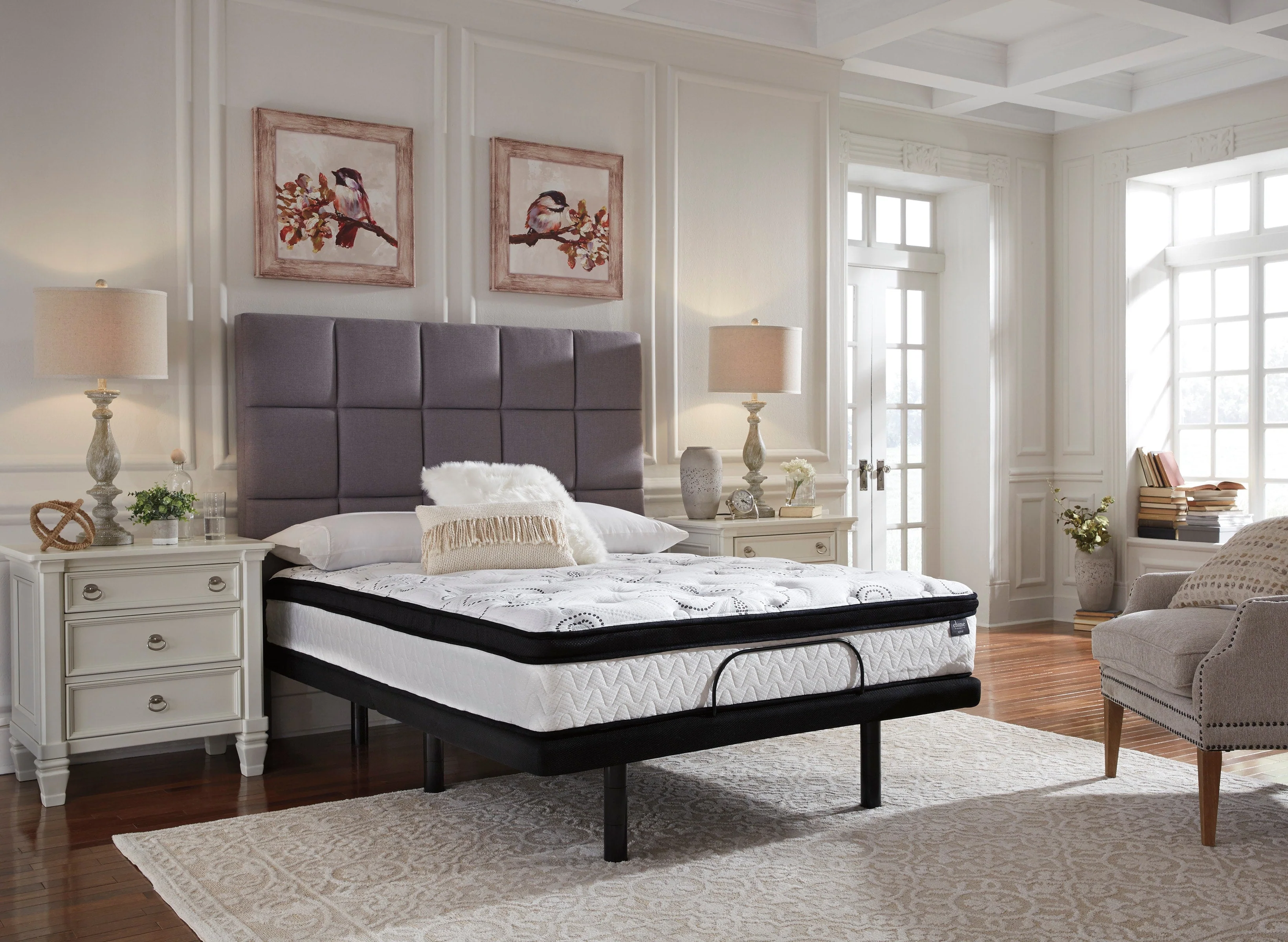 1348-chime-12-inch-hybrid-mattress-in-a-box-1.webp Chime 12 Inch Hybrid Mattress In a Box
