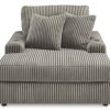 Lindyn Chaise