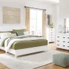 Binterglen Panel Bed