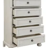 Robbinsdale Chest of Drawers