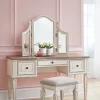Realyn Vanity Set
