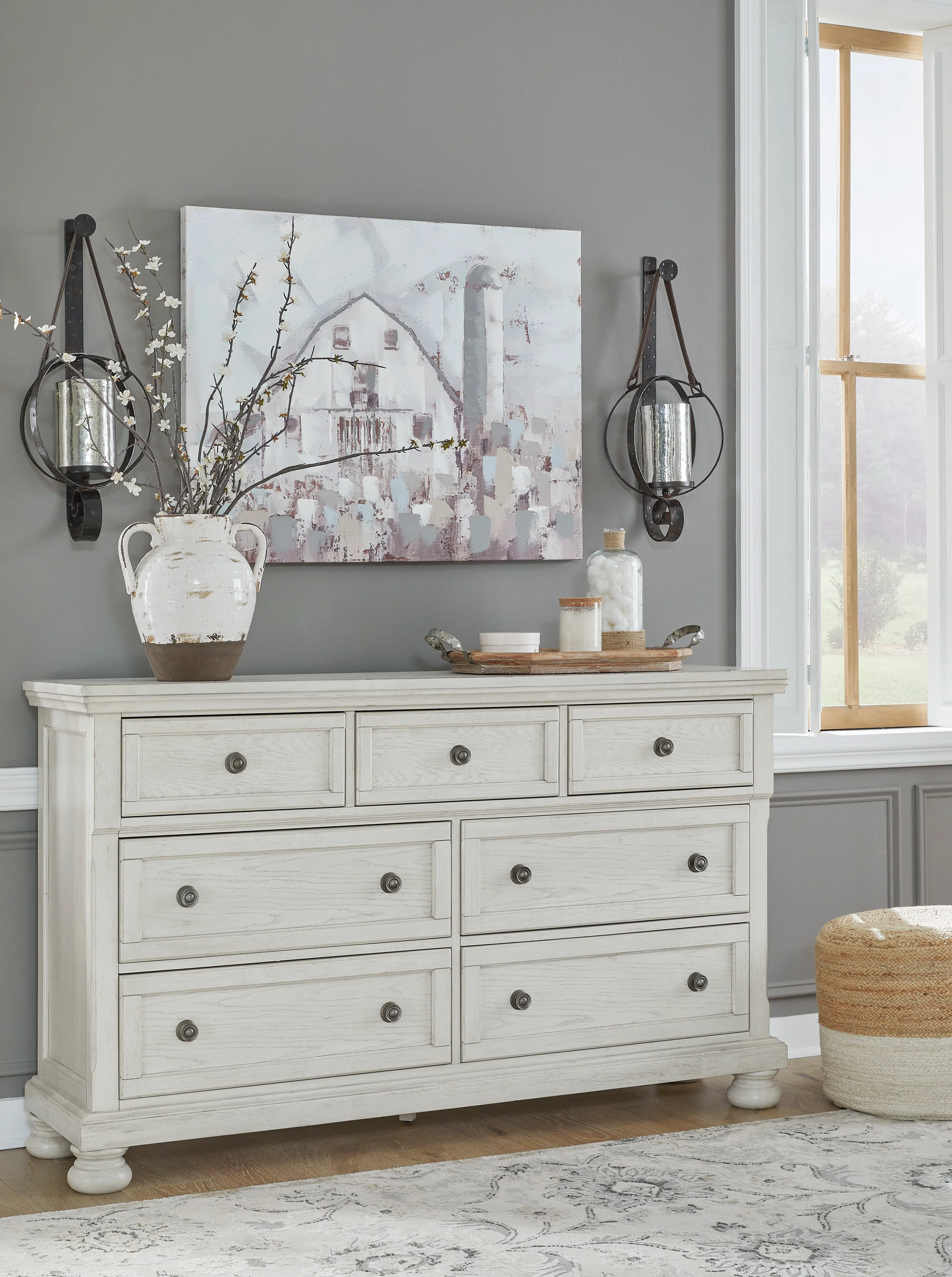 Robbinsdale 7-Drawer Dresser