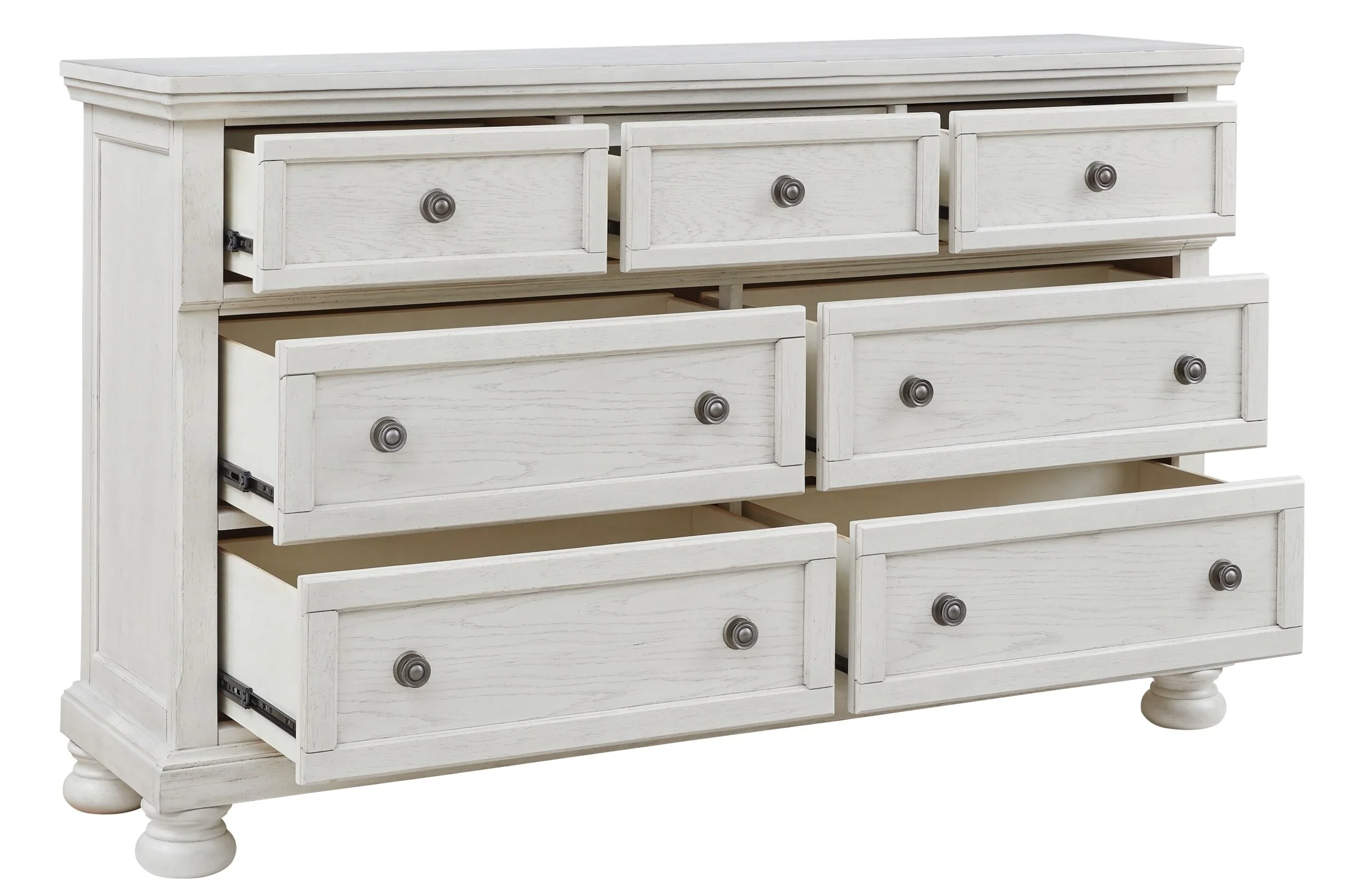 Robbinsdale 7-Drawer Dresser