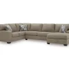 Newellen 3-Piece Right-Facing Sectional with Chaise