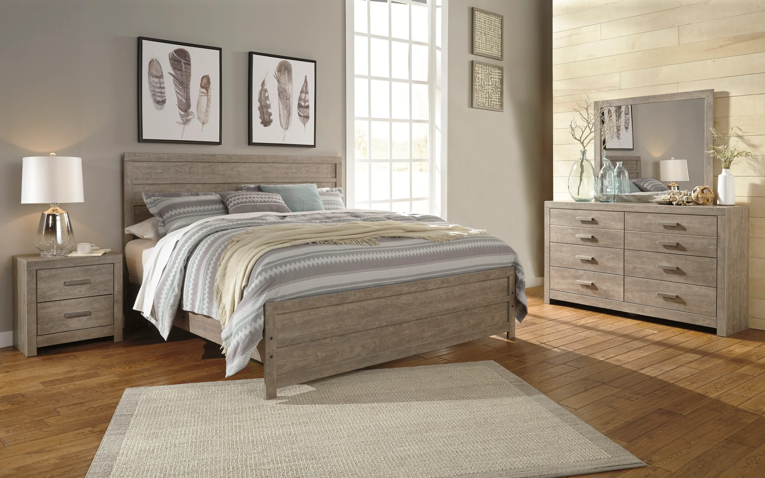 Culverbach 3-Piece King Panel Bedroom Set