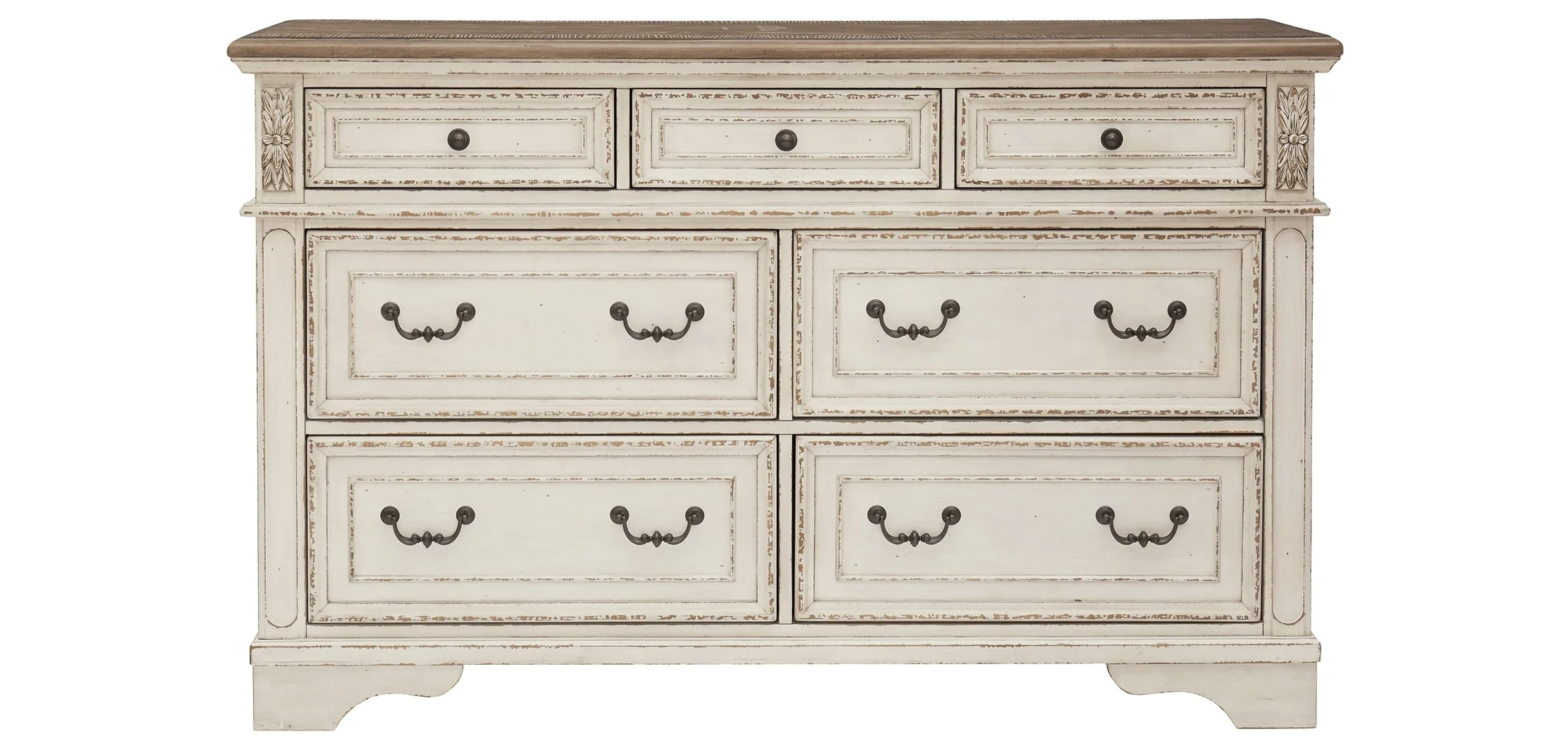 Realyn 7-Drawer Dresser
