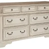 Realyn 7-Drawer Dresser