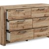 Hyanna Dresser