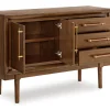 Lyncott Dining Server