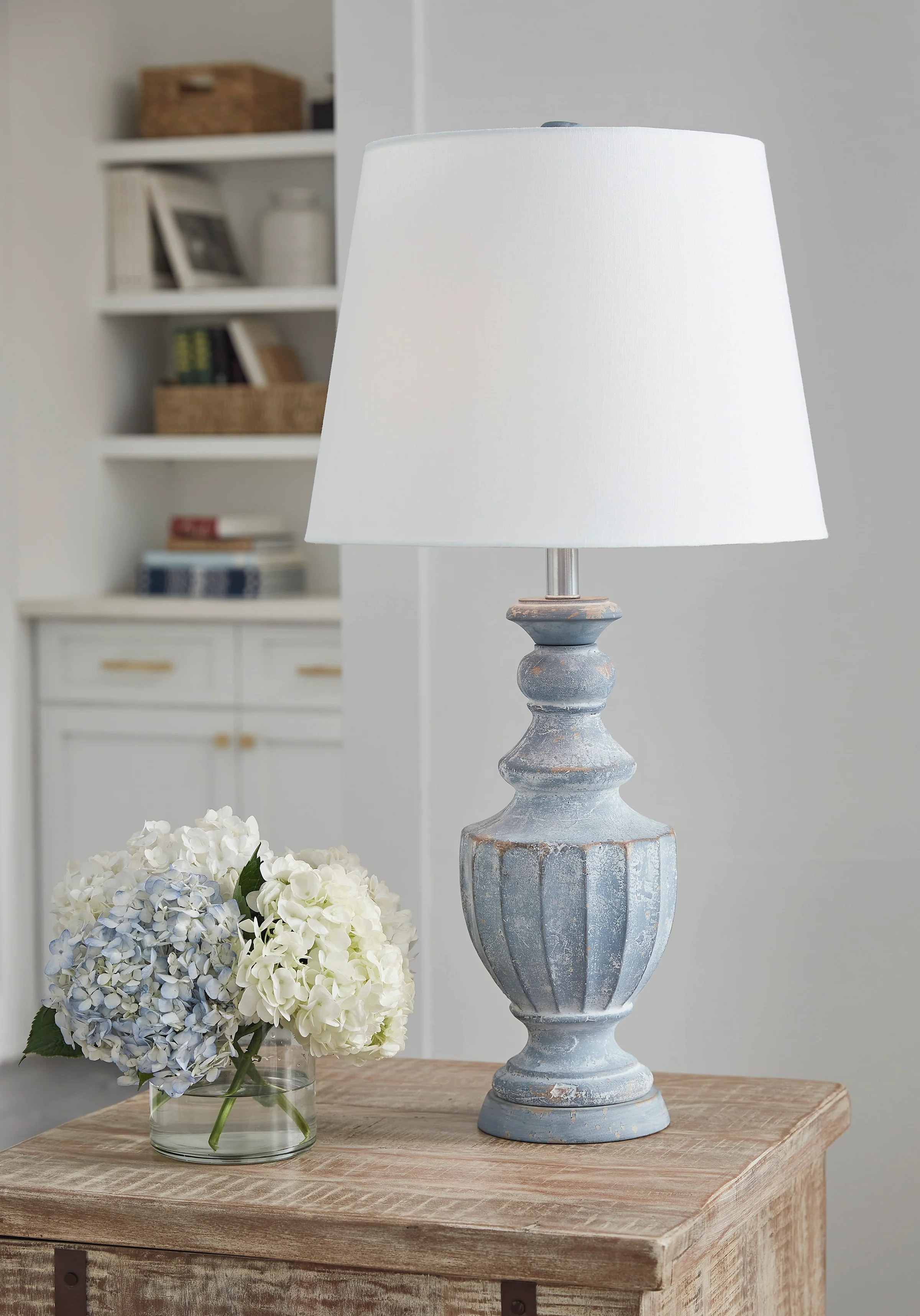 2461-cylerick-terracotta-table-lamp-2.webp Cylerick Terracotta Table Lamp