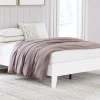 Hallityn Platform Bed