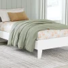 Hallityn Platform Bed
