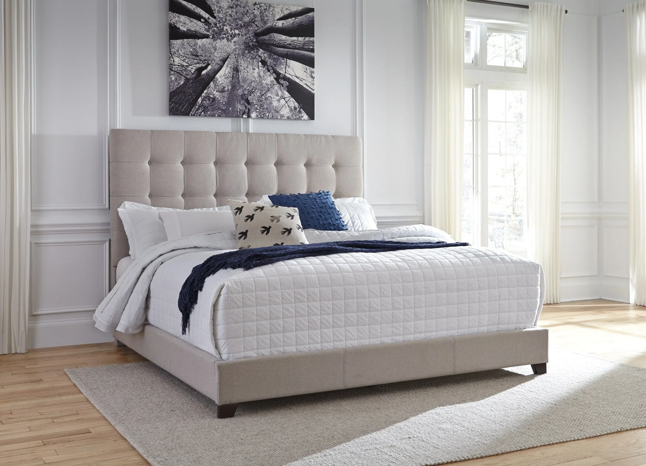 2530-dolante-queen-upholstered-bed-1.webp Dolante Queen Upholstered Bed