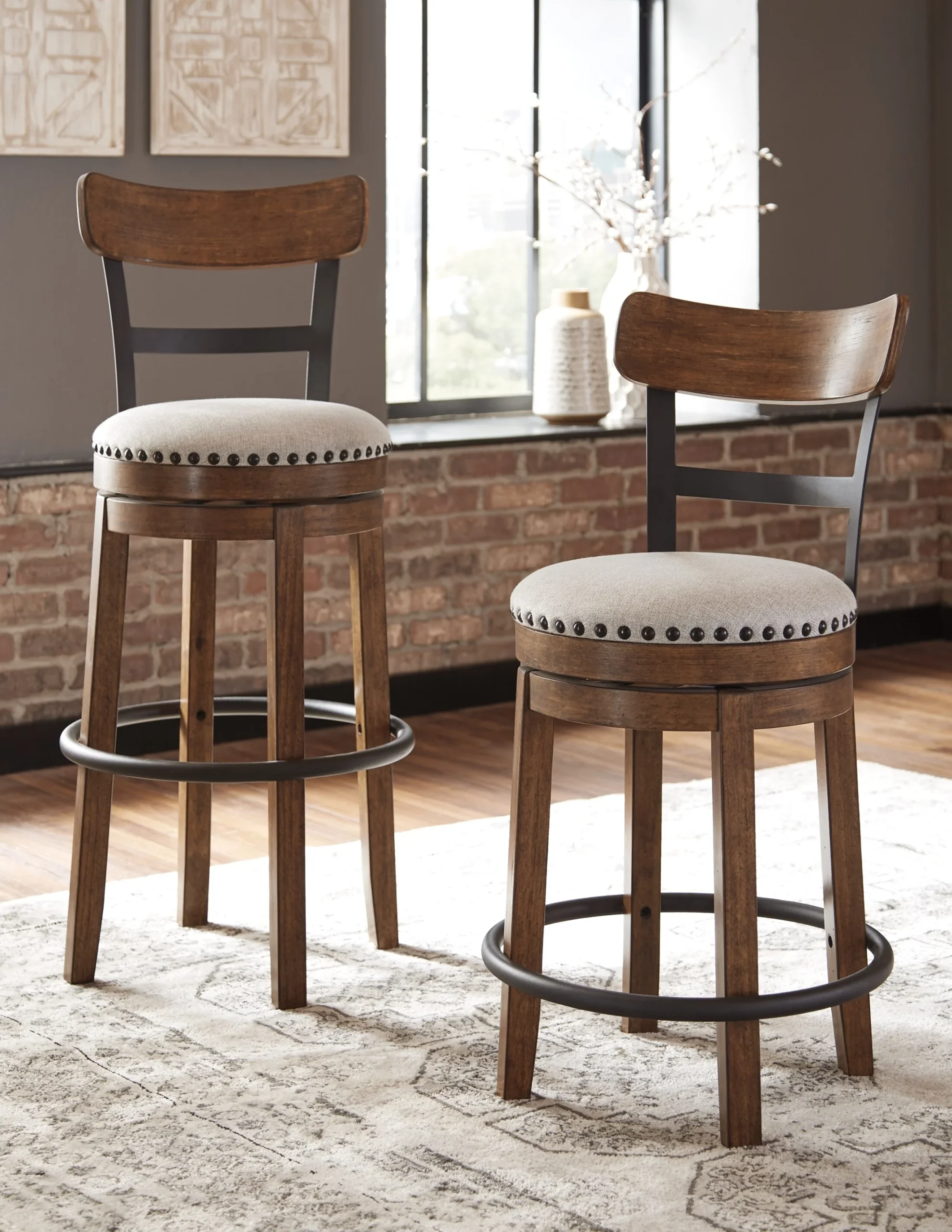 2690-valebeck-bar-height-bar-stool-2.webp Valebeck Bar Height Bar Stool
