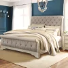 Realyn Sleigh Bed