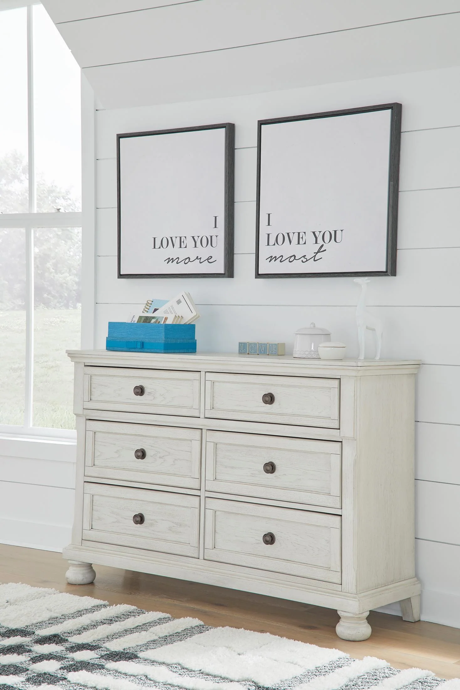 2704-robbinsdale-6-drawer-dresser-2.webp Robbinsdale 6-Drawer Dresser