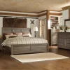 Juararo Dresser and Mirror