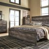 Wynnlow Panel Bed