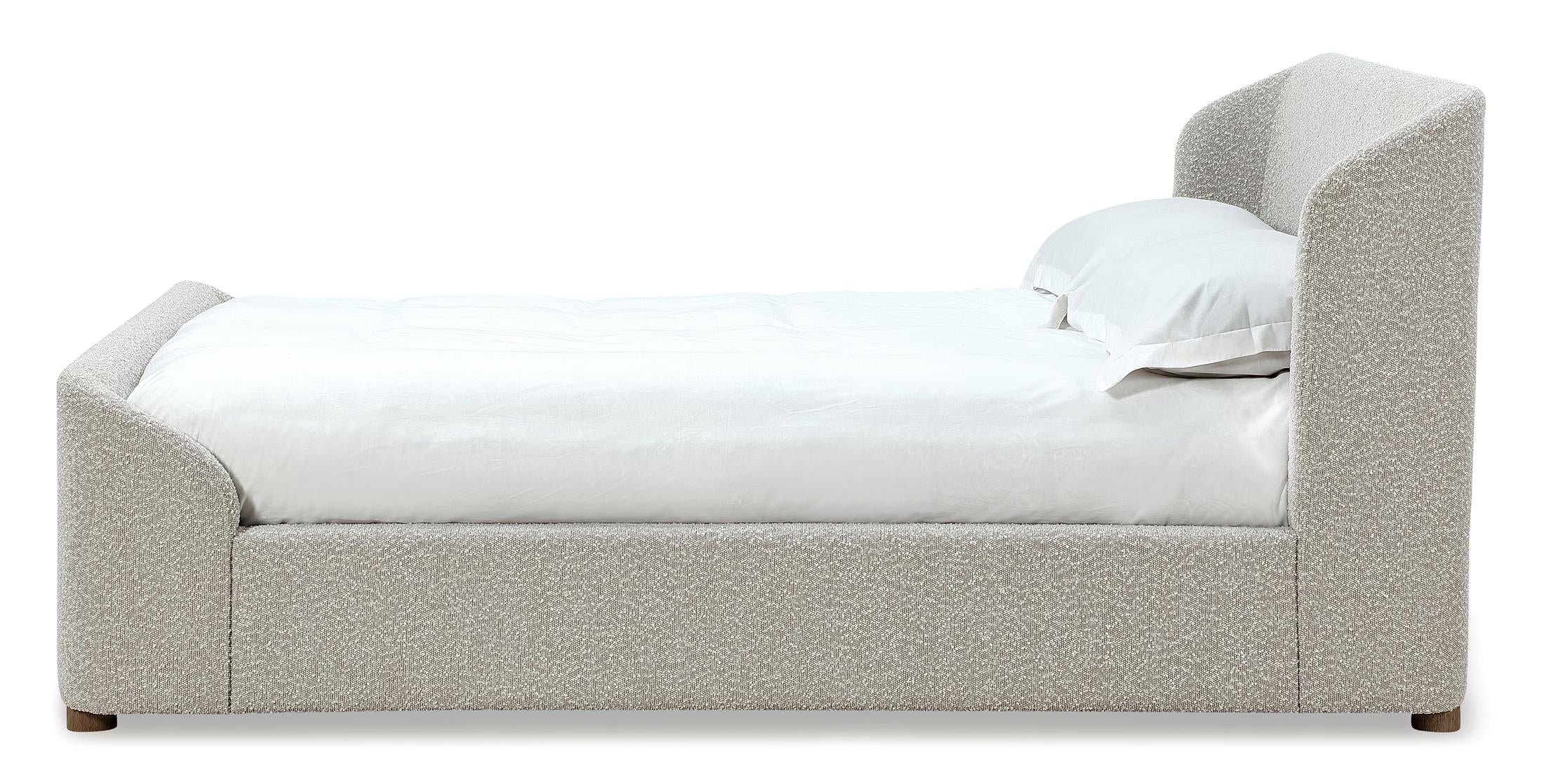 Hera Upholstered Bed