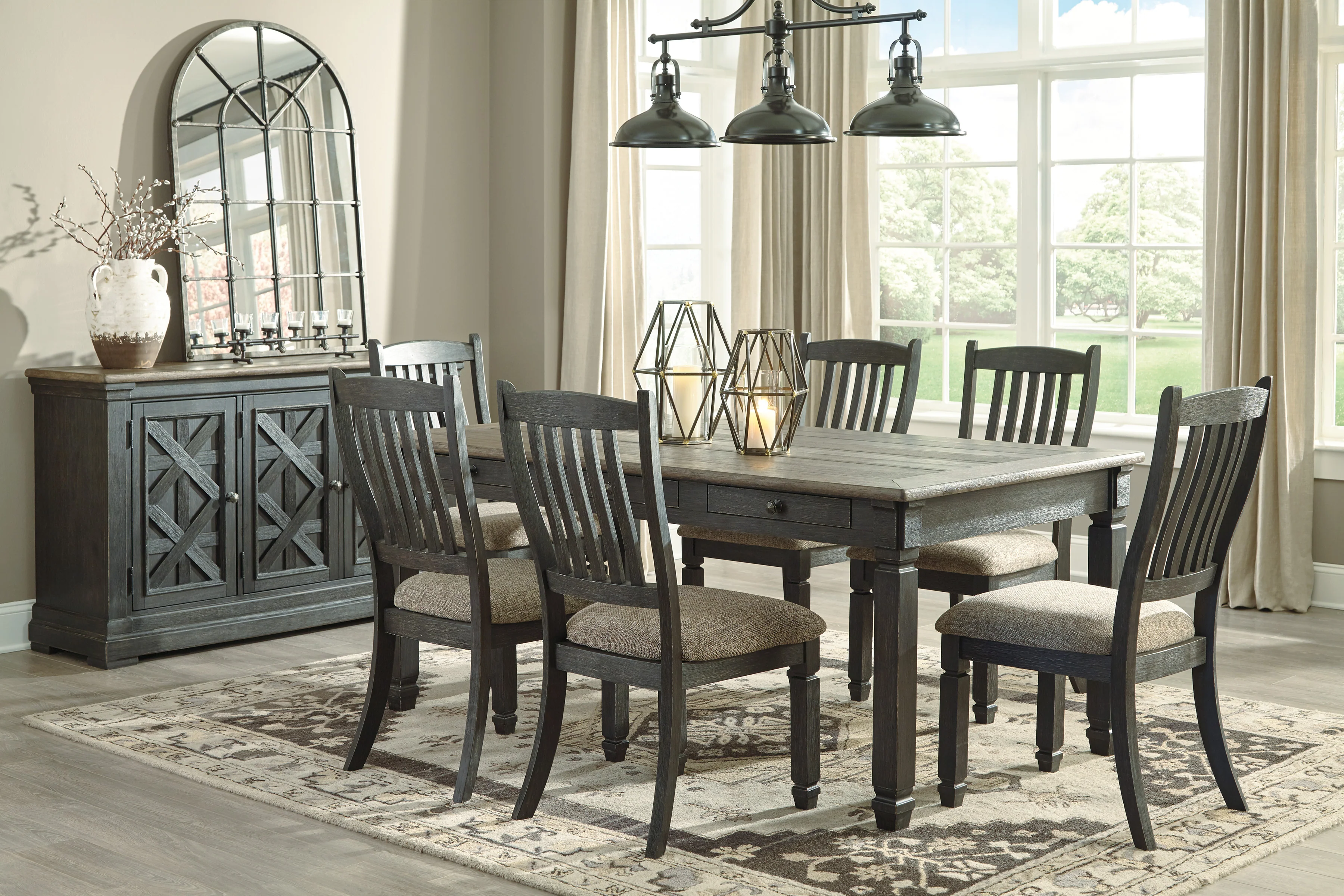 Tyler Creek Dining Table