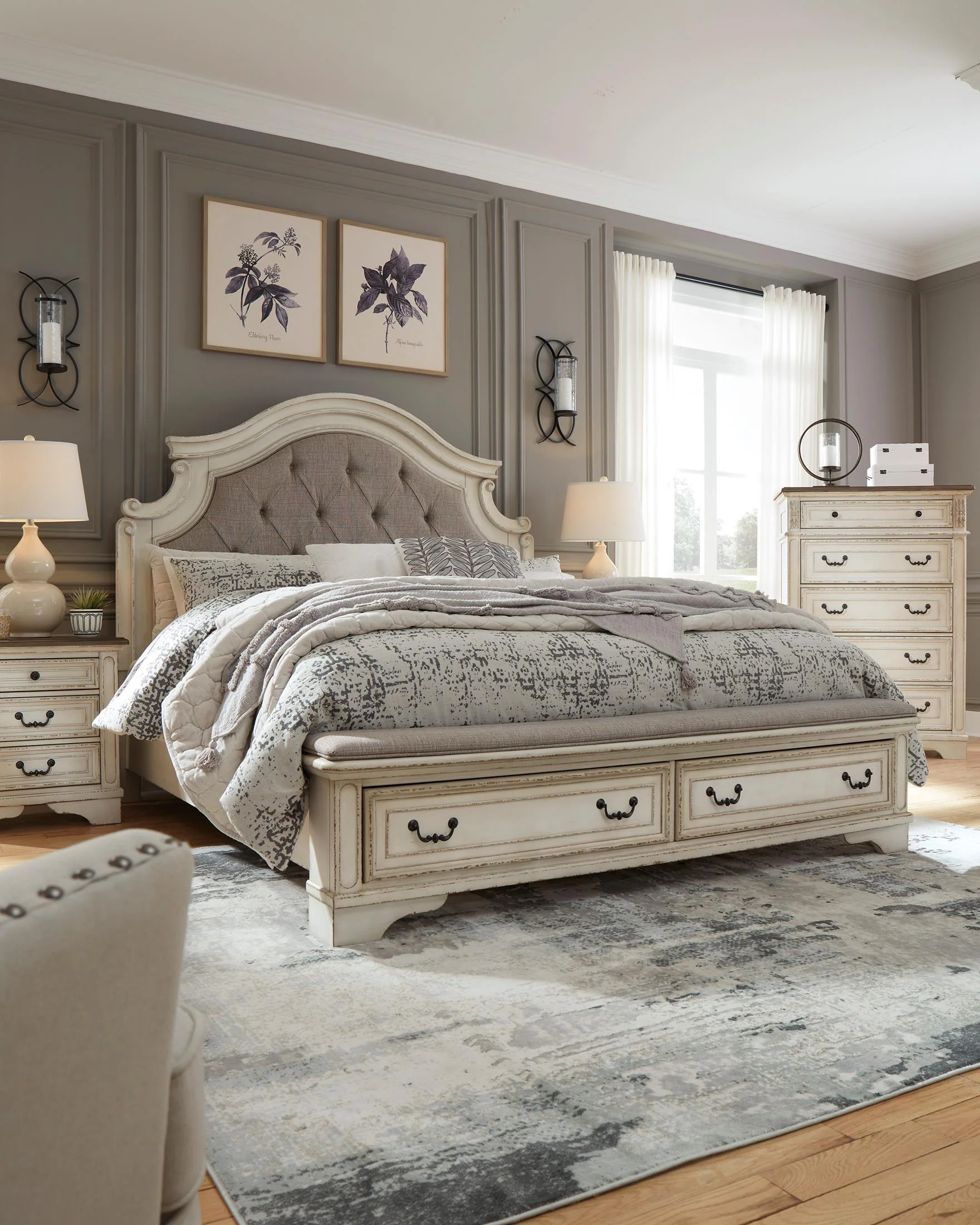 Realyn Upholstered Panel Storage Bed