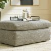 Dramatic Ottoman