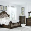 Maylee Dresser