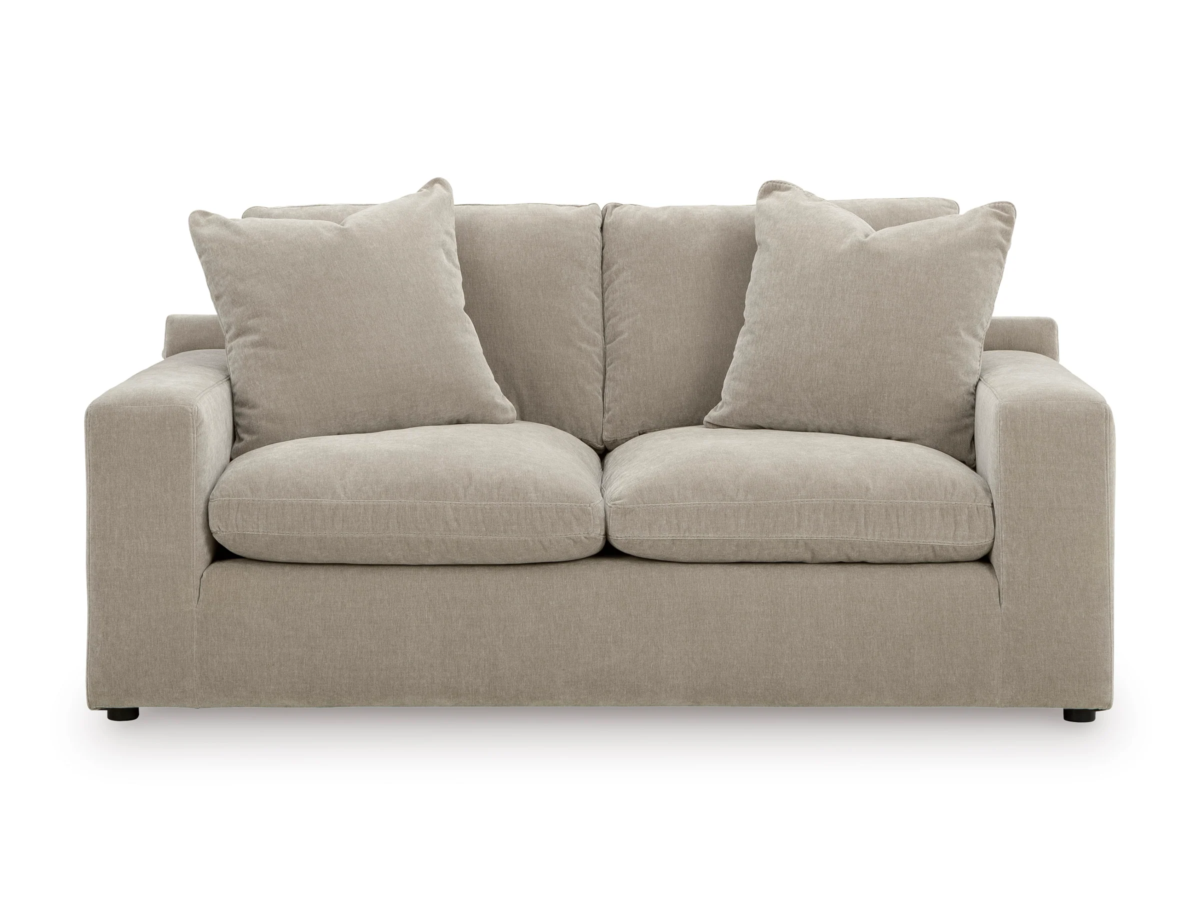 Maxton Heights Loveseat