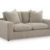 Maxton Heights Loveseat