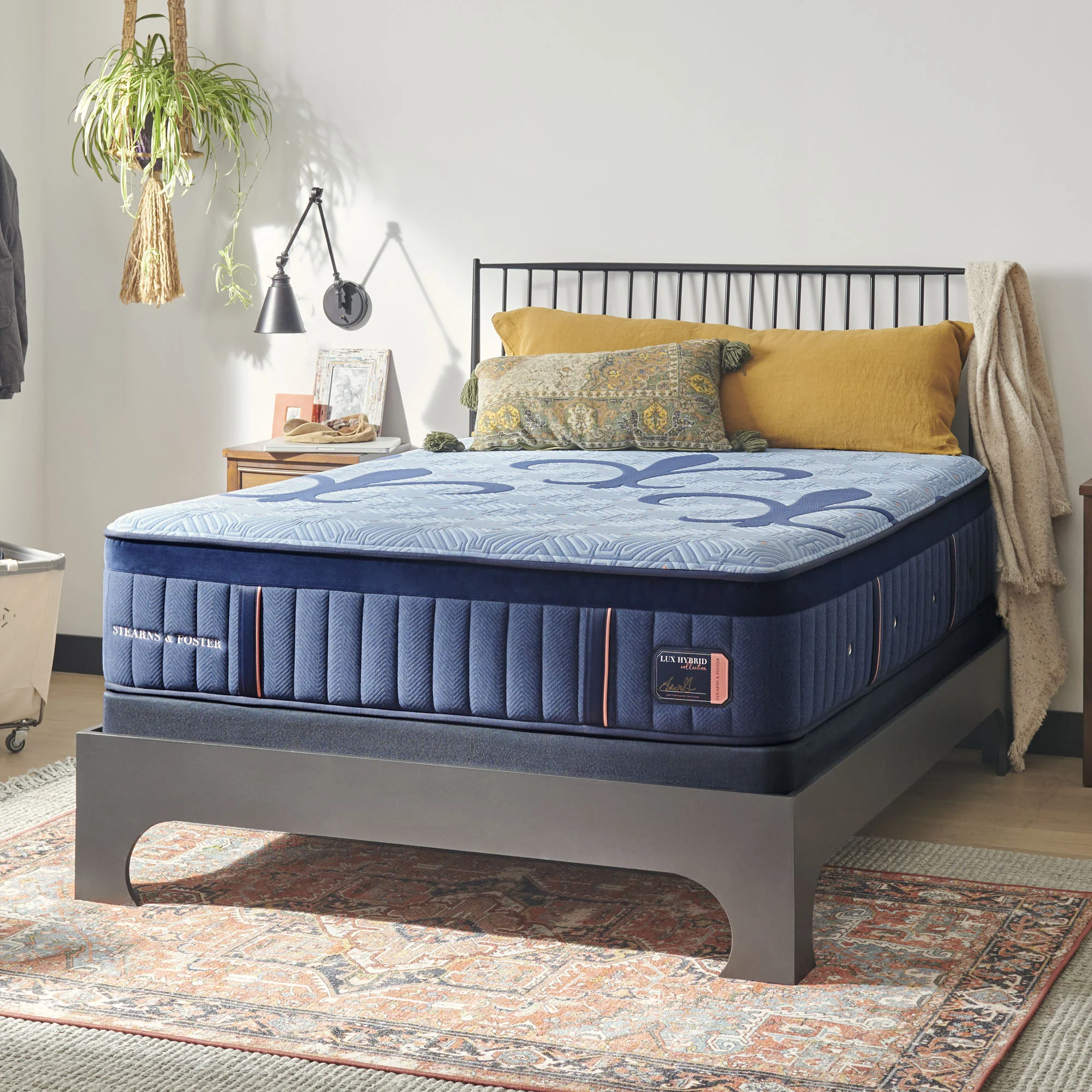 Stearns & Foster Lux Hybrid Elite Medium Mattress
