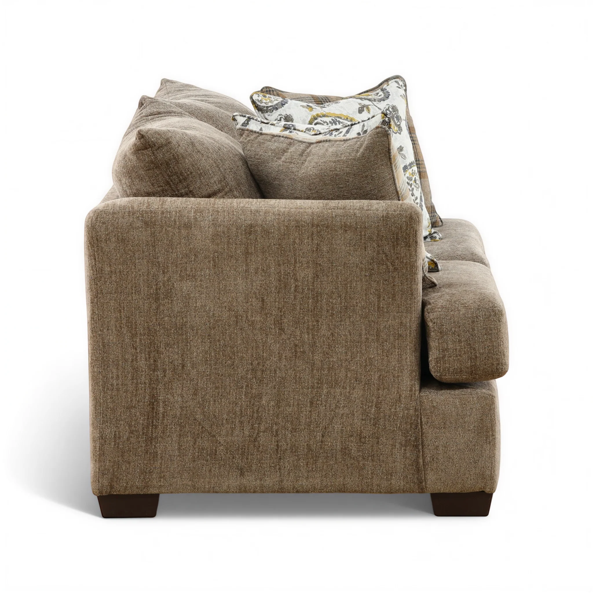 Bexley Loveseat
