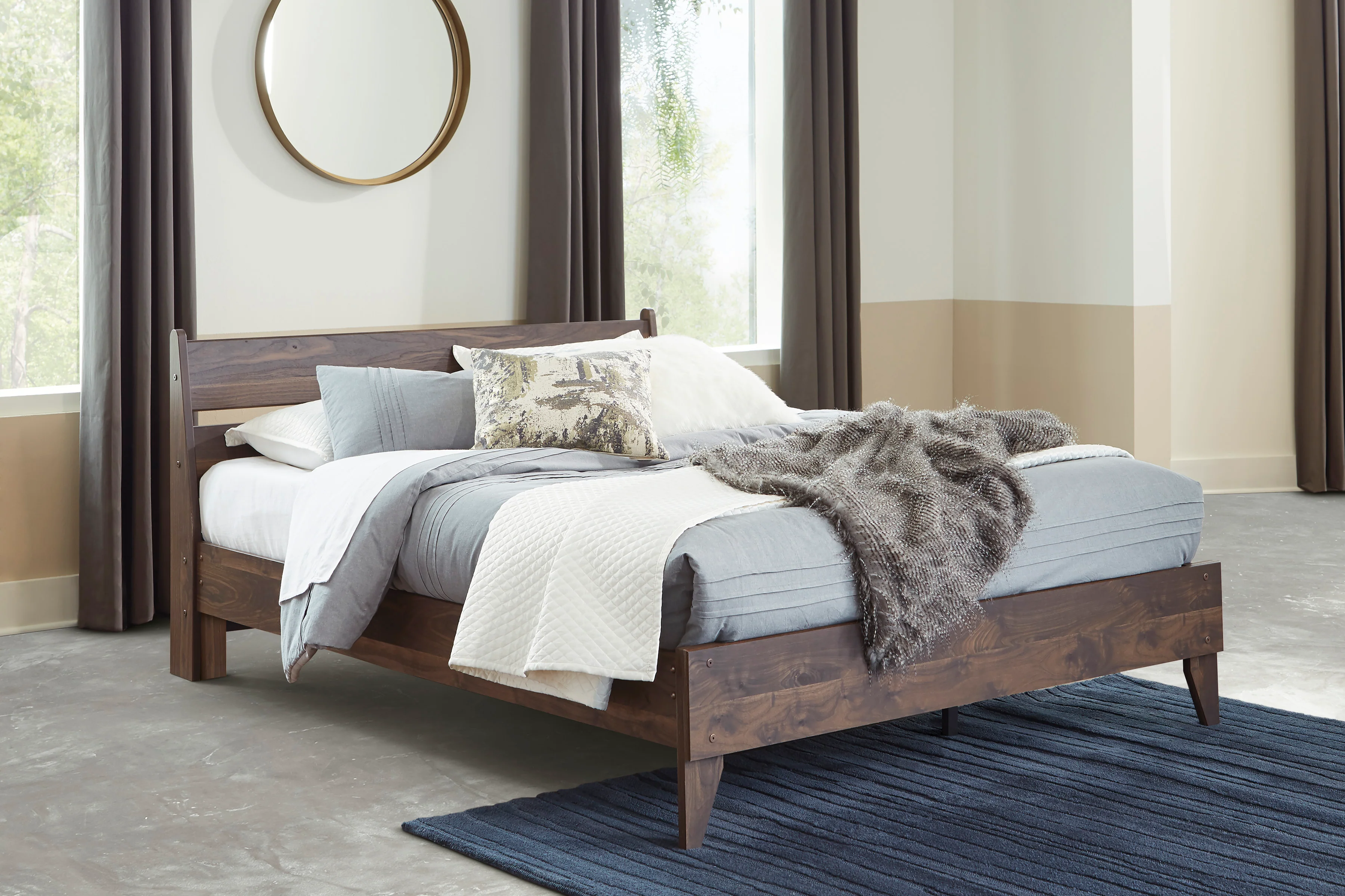 4101-calverson-panel-platform-bed-2.webp Calverson Panel Platform Bed