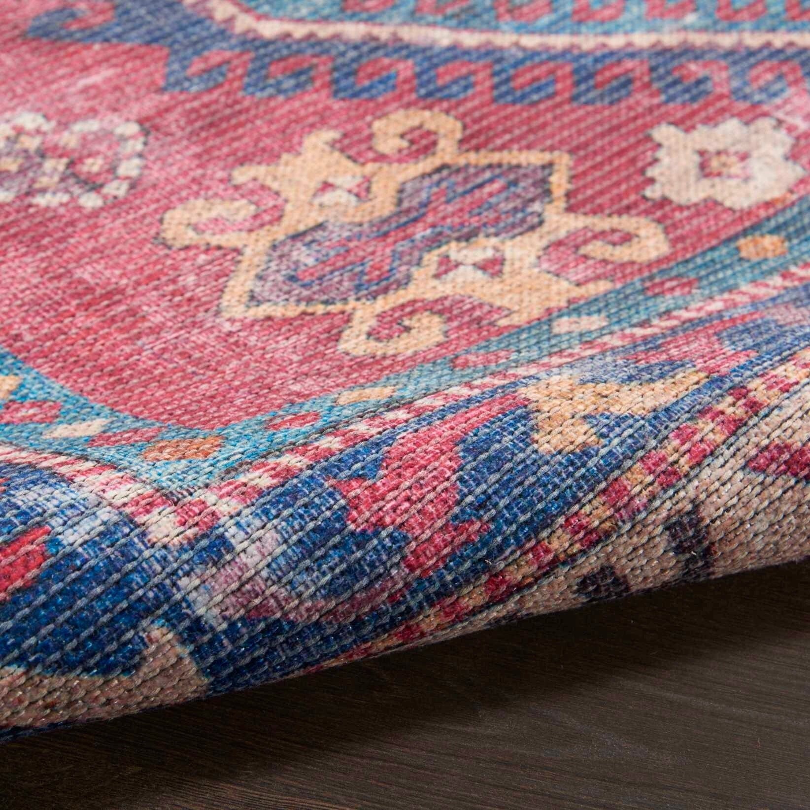 NC1 7'10" x 9'10" Washable Rug