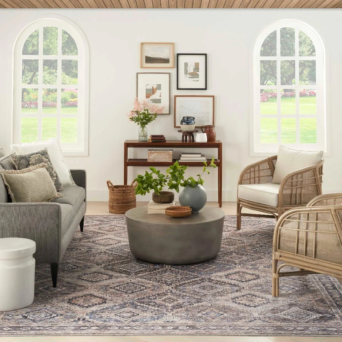 NC1 7'10" x 9'10" Washable Rug