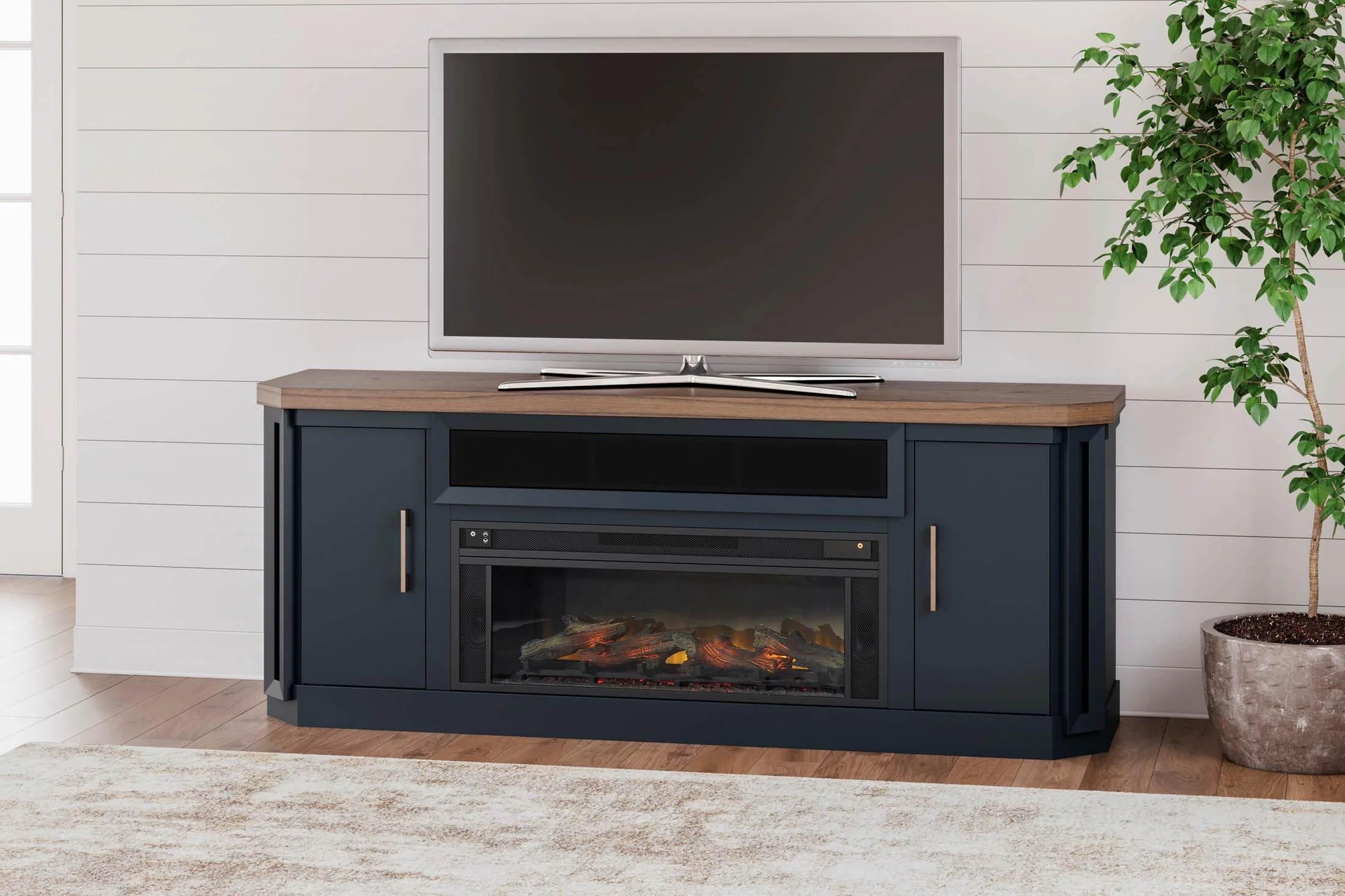 Landocken 83" TV Stand