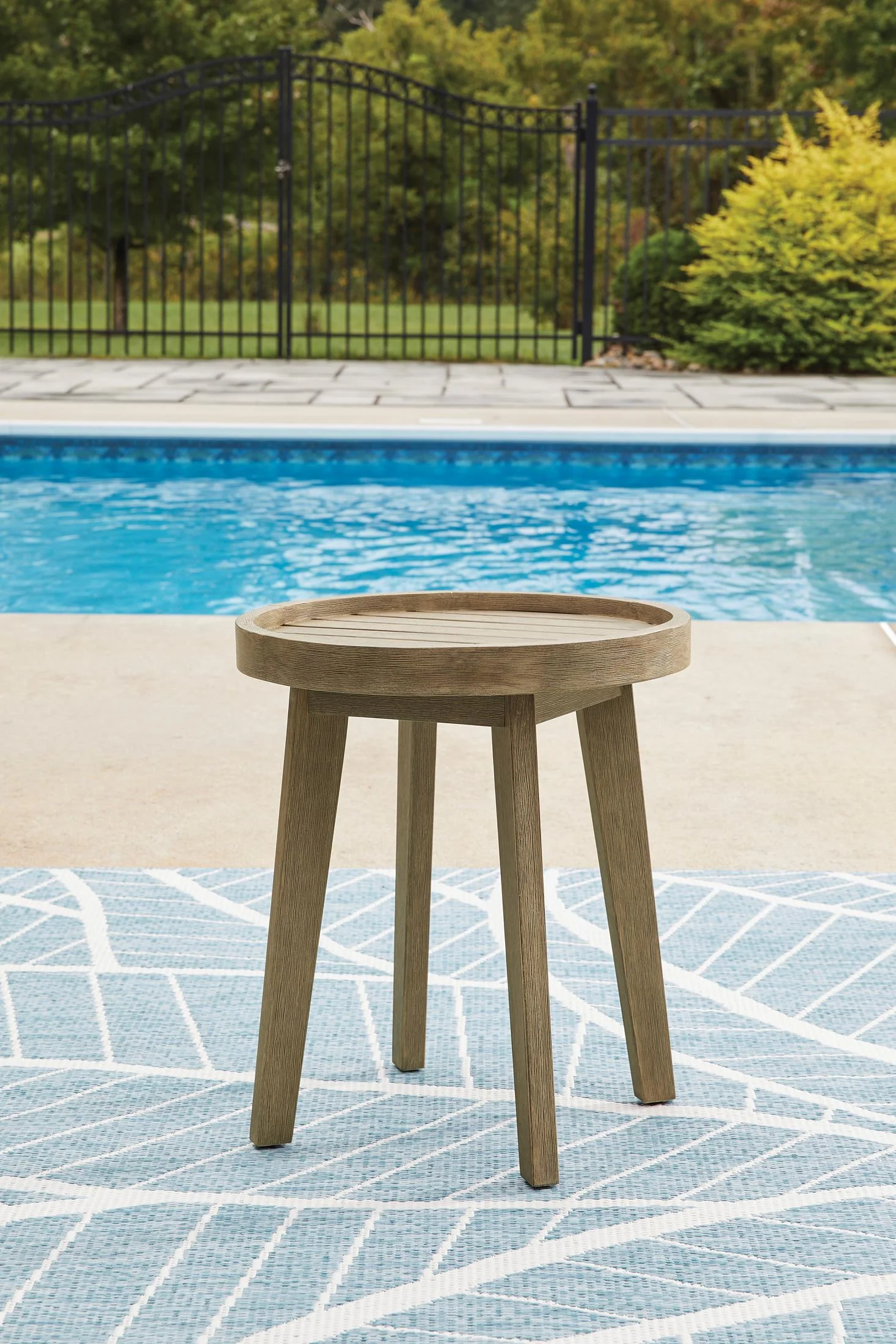 Ashley Bradstreet Bay Outdoor Patio  Round End Table
