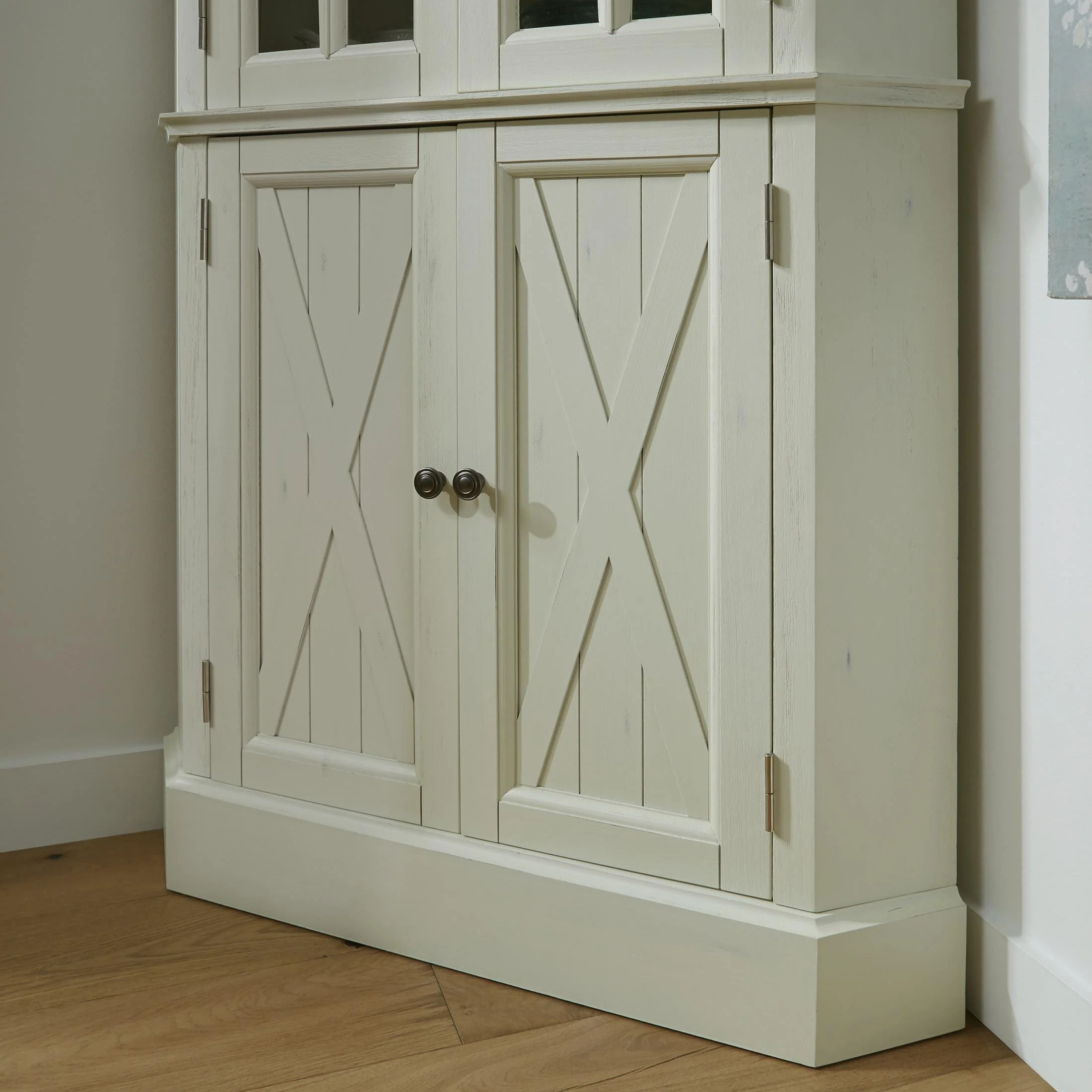 Bay Lodge Corner China Cabinet