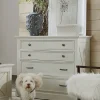 Bay Lodge Chest