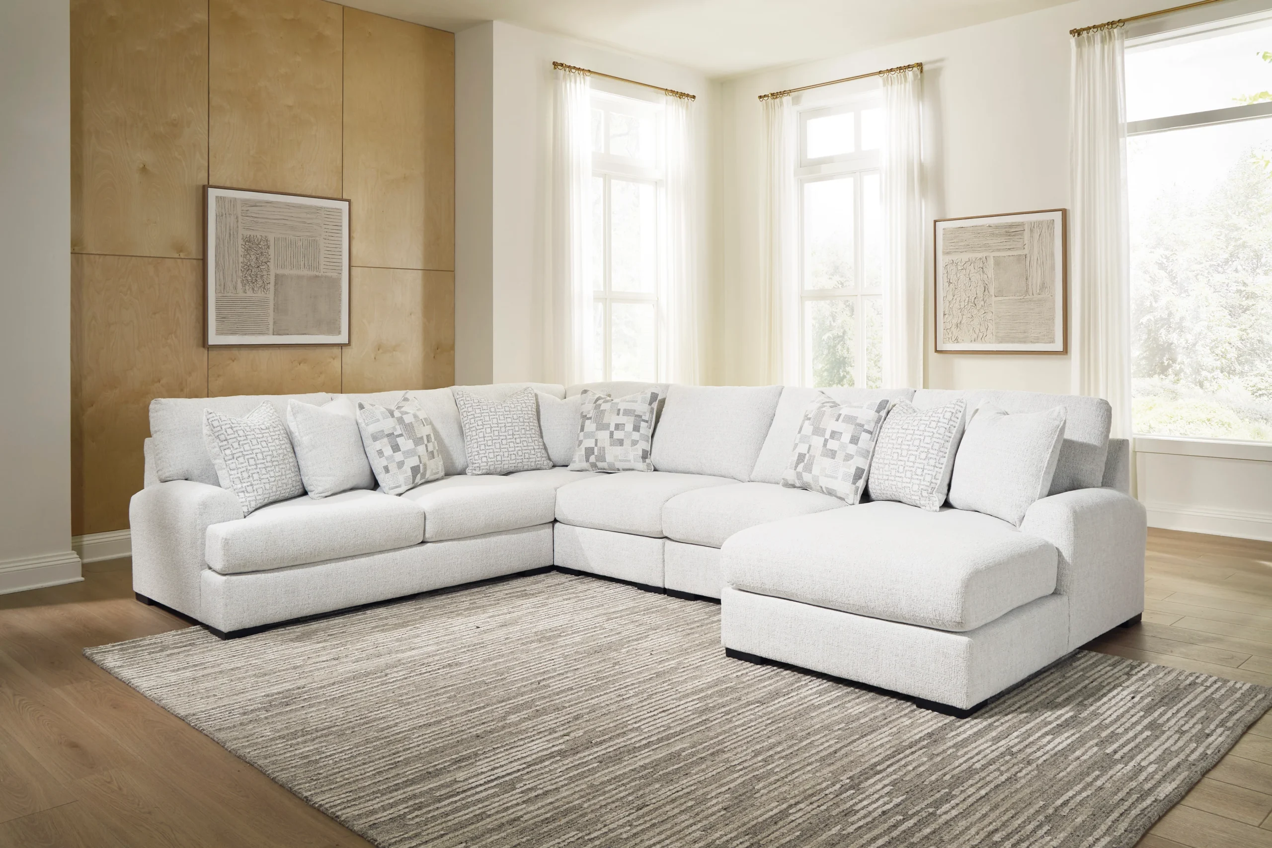 Ashley Wynncroft Manor 5-Piece Sectional with Chaise