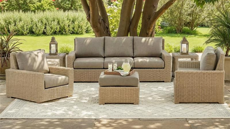 Sydney Outdoor Patio Loveseat w/Cushions