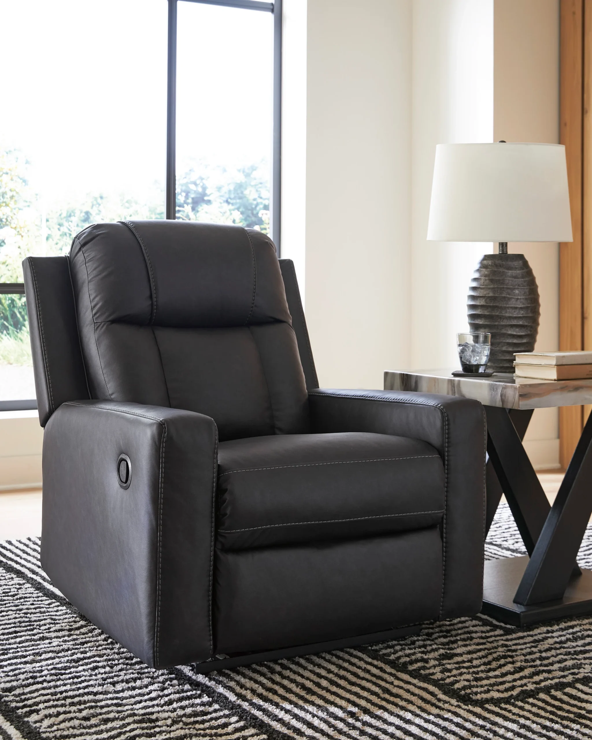 Mackmenville Zero Wall Recliner