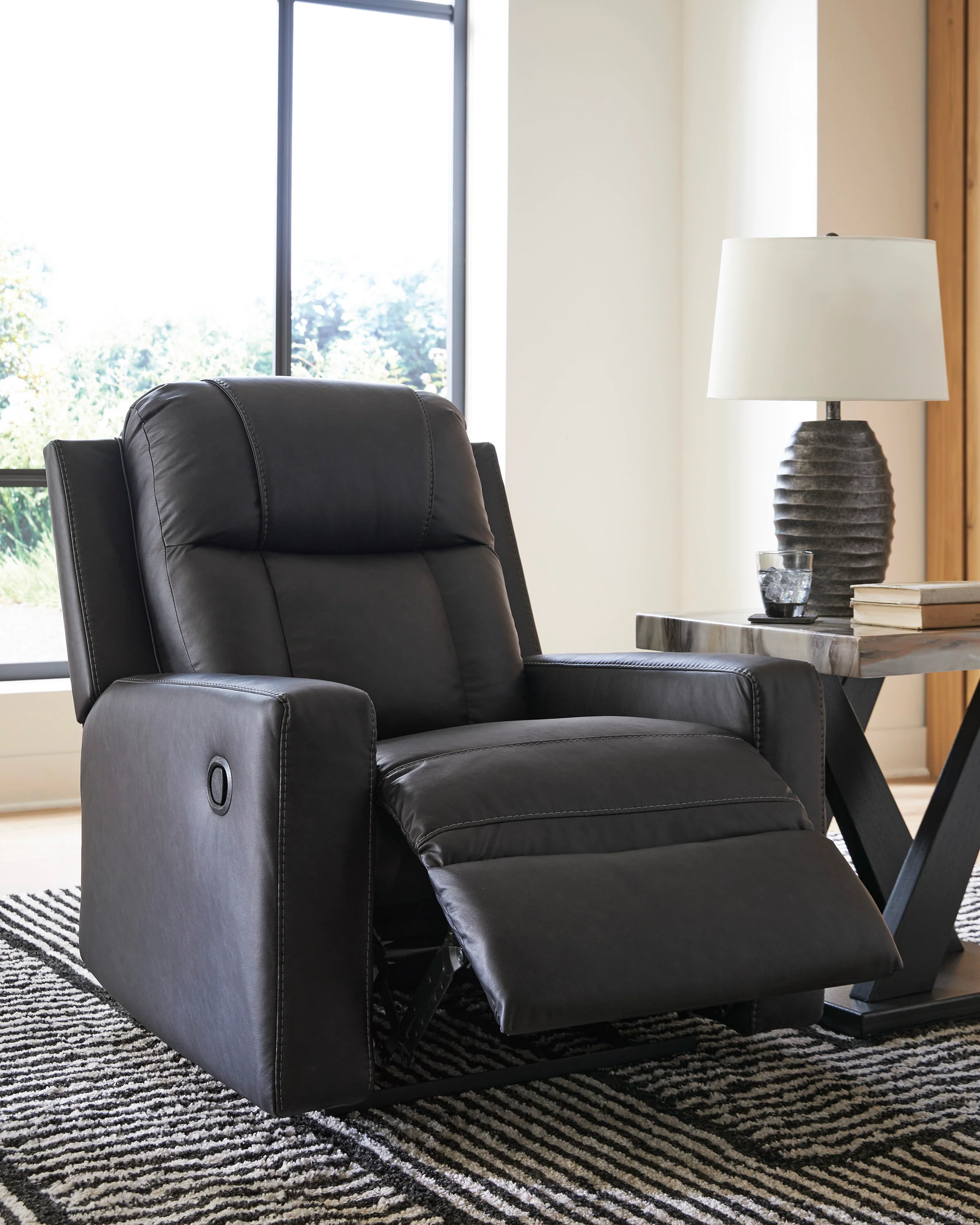 Mackmenville Zero Wall Recliner