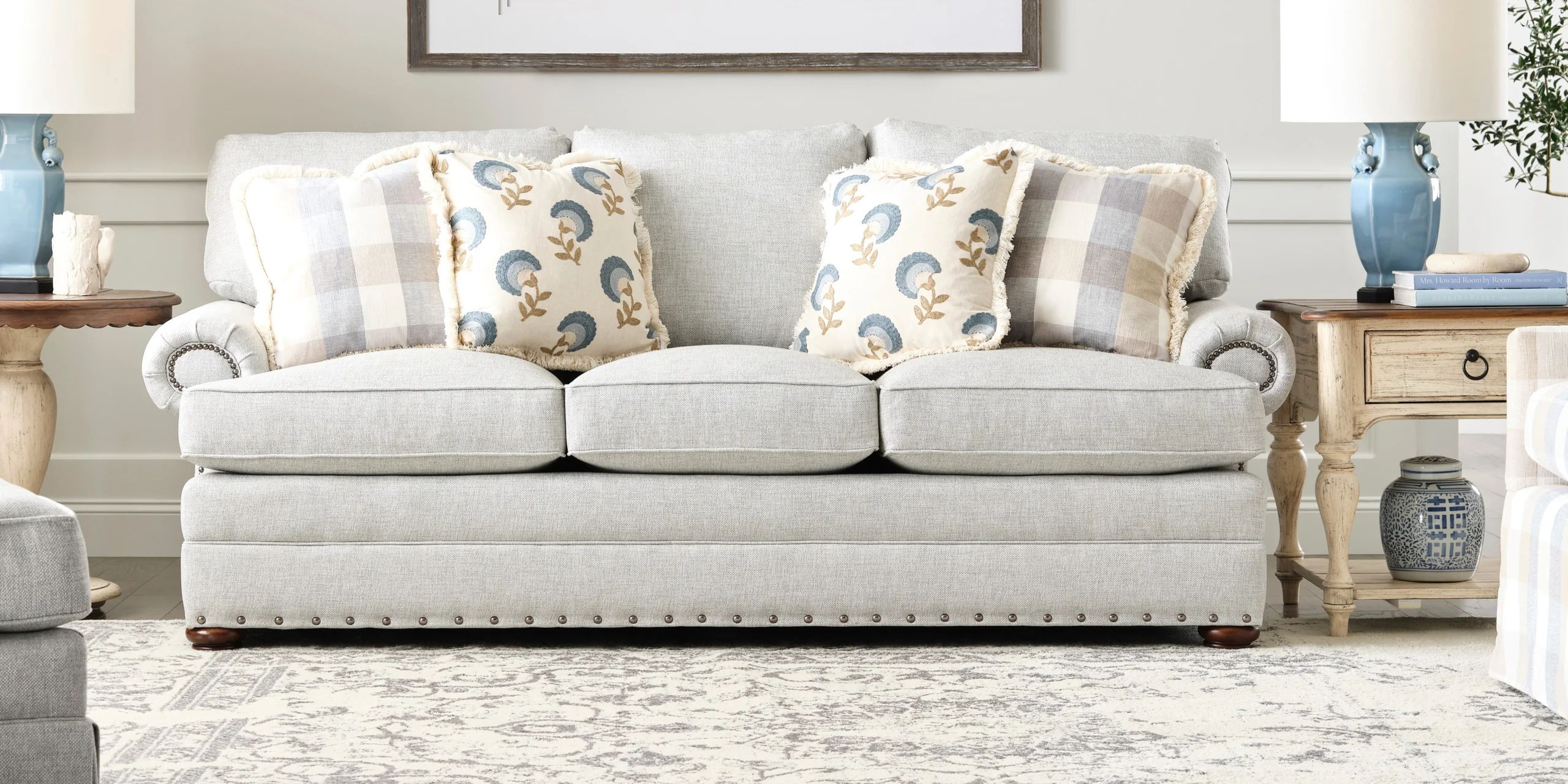 Lainey Sofa